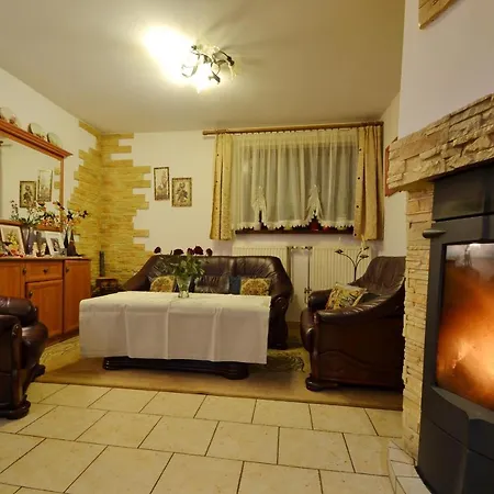 Pod Jemiola Bed & Breakfast 3*