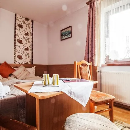 Bed & Breakfast Pod Jemiola