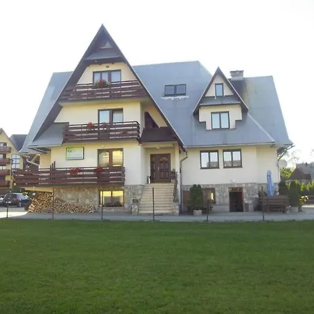 Pod Jemiola Bed & Breakfast