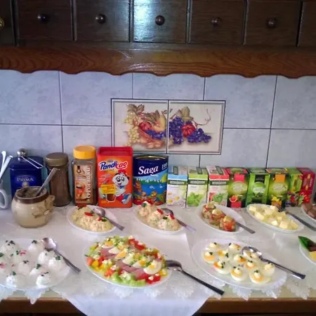 Pod Jemiola Bed & Breakfast